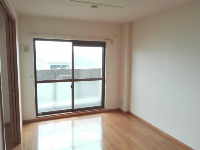  パレ・シャルマン