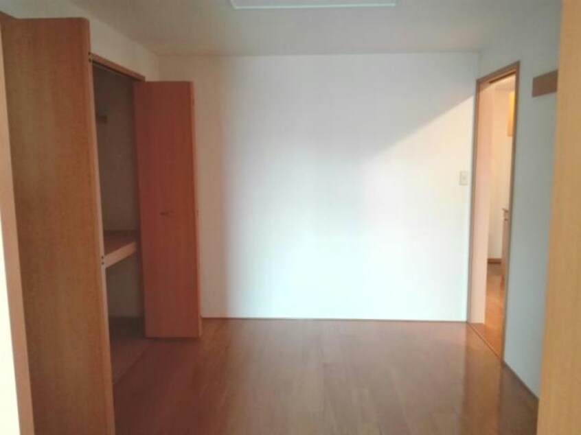  パレ・シャルマン