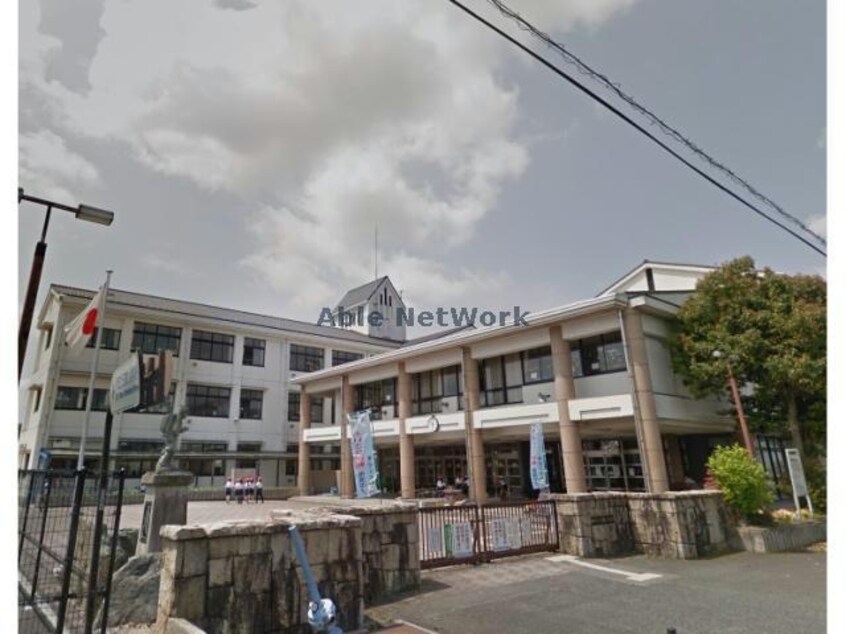 東近江市立玉緒小学校(小学校)まで864m レインボー宝積
