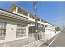 豊郷町立豊郷小学校(小学校)まで561m Belle Shine