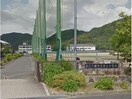 近江八幡市立安土中学校(中学校/中等教育学校)まで486m 積水メゾン・安土