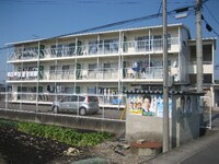 南方マンション