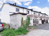 五個荘山本連棟貸家