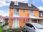 伊庭町貸家