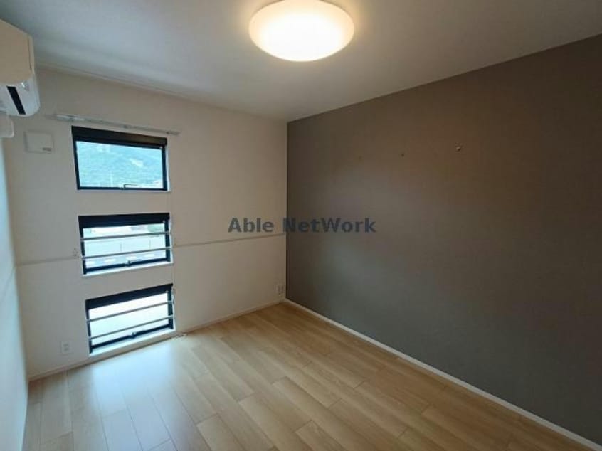  Moderne　Ange