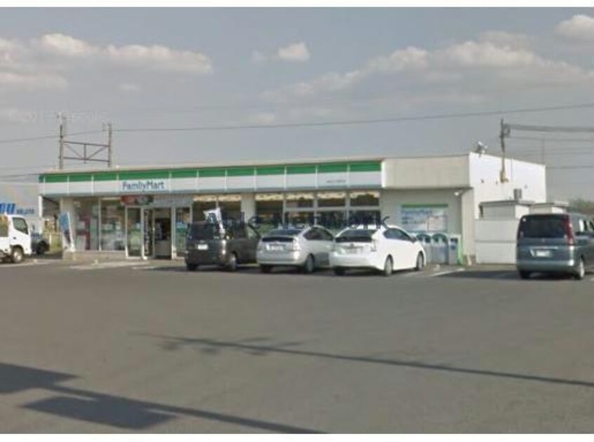 ファミリーマート東近江小脇町店(コンビニ)まで864m Moderne　Ange