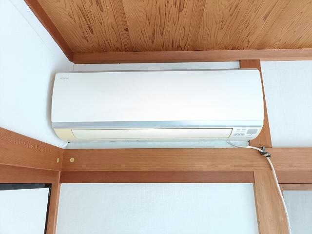  安土町石寺貸家