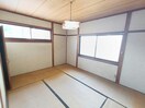  安土町石寺貸家