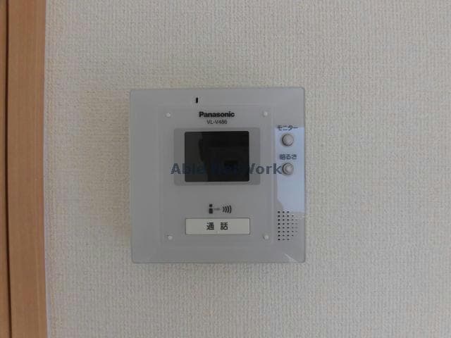  ロイヤルガーデン貝津　B棟