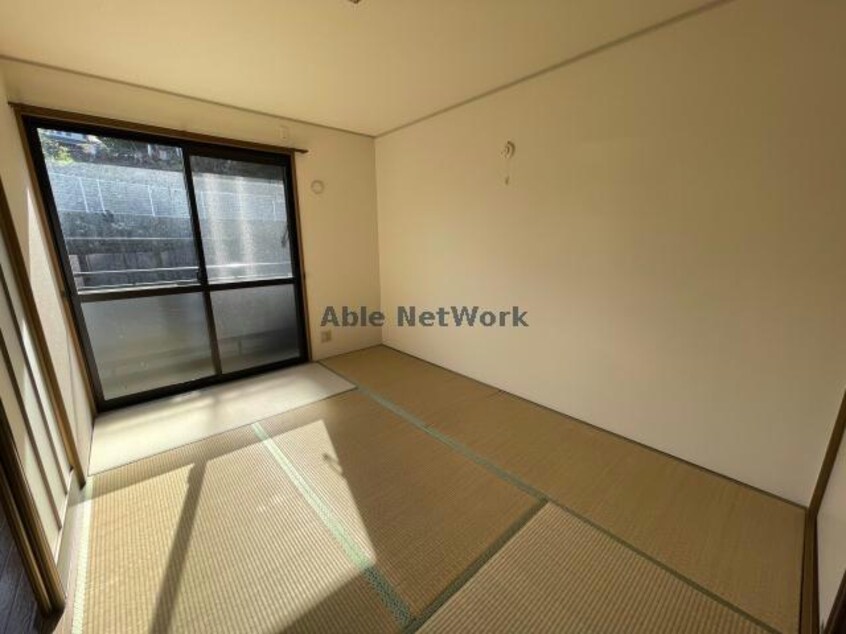 別部屋参考写真 ロイヤルガーデン白岩　A棟