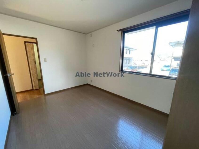 別部屋参考写真 ロイヤルガーデン白岩　A棟