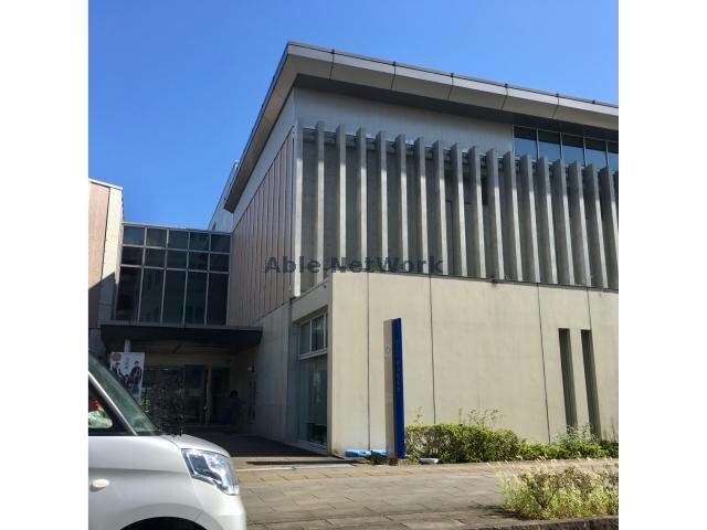 諫早市立諌早図書館(図書館)まで839m コーポＬｅｉ