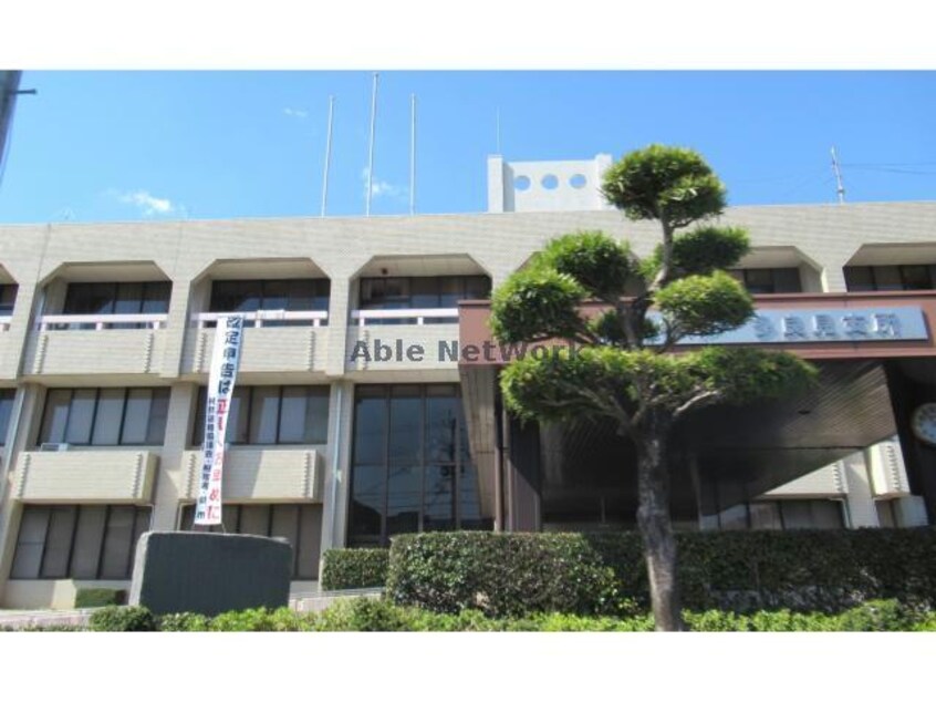 諫早市役所多良見支所(役所)まで669m サンライトもとがま