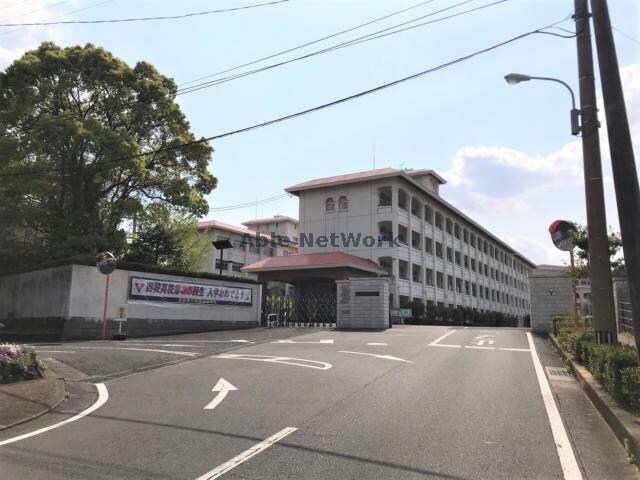 長崎県立西陵高校(高等学校/高等専門学校)まで1395m バーバガーデン