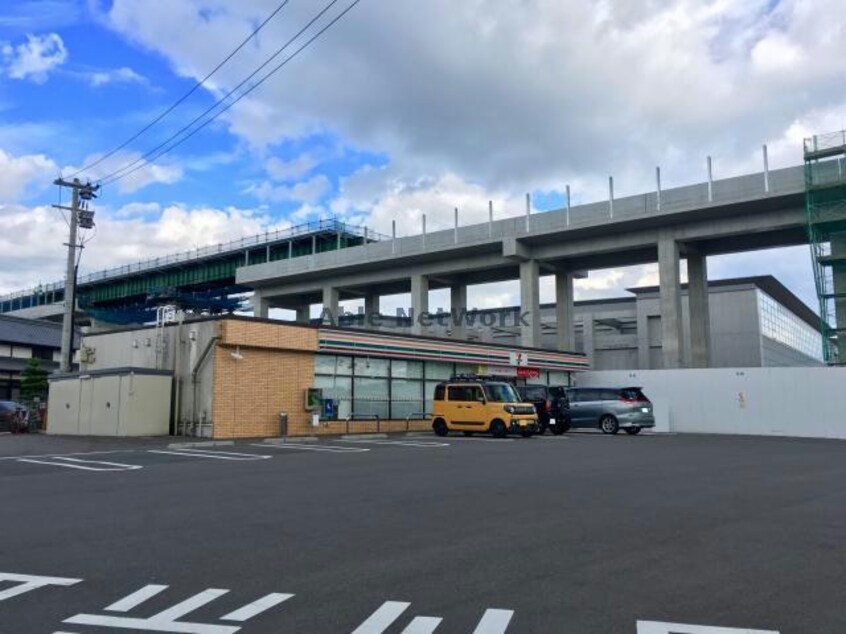 セブンイレブン諫早バイパス店(コンビニ)まで843m 長崎本線/西諫早駅 徒歩11分 3階 築30年