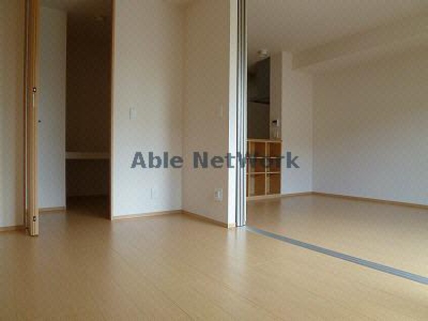 別部屋参考画像 ラルーチェ幸　B棟