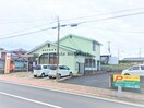 南諫早郵便局(郵便局)まで1263m ラルーチェ幸　B棟