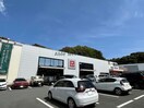 ユニクロアクロスプラザ諫早店(ショッピングセンター/アウトレットモール)まで935m バリュージュ大我 Ｂ棟