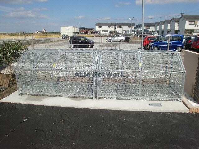  スマイリィハウス愛野