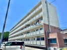 ビレッジハウス栗面1号棟の外観