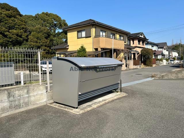  ラビリンス貝津
