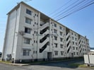 ビレッジハウス愛野2号棟の外観