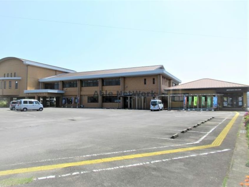諫早市役所小栗出張所(役所)まで446m ＧＬＡＮＺ小川町