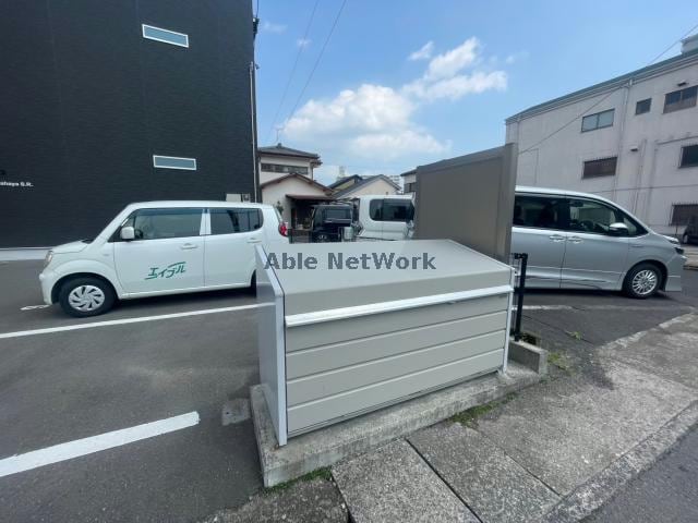  Modern Palazzo Isahaya S.R.