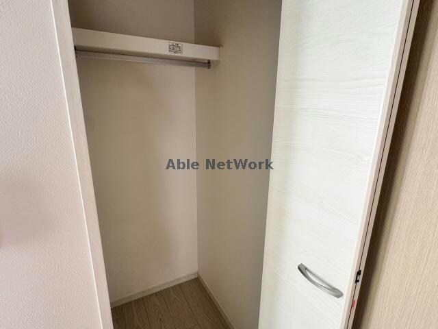  Modern Palazzo Isahaya S.R.