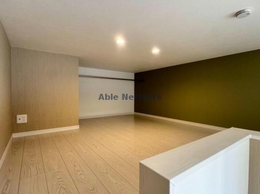  Modern Palazzo Isahaya S.R.