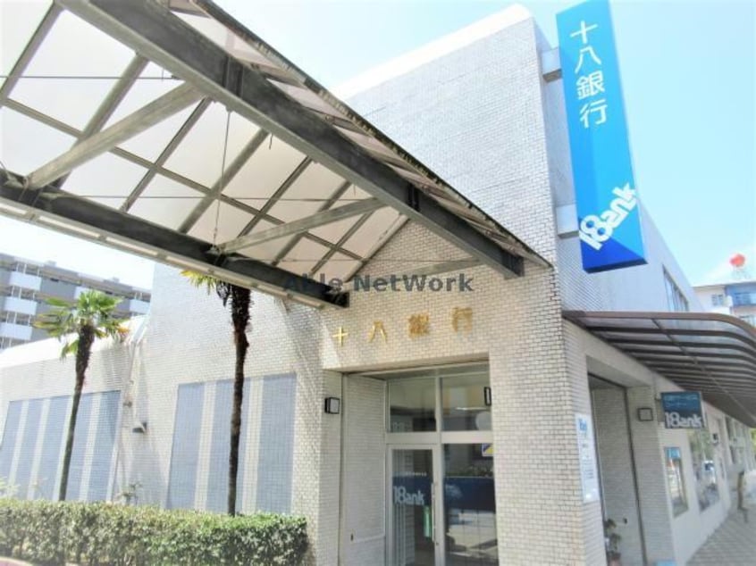 十八親和銀行西諫早支店(銀行)まで1263m D-room真崎