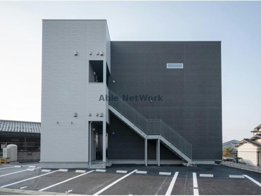  MODERN PALAZZO 堂崎Liebe