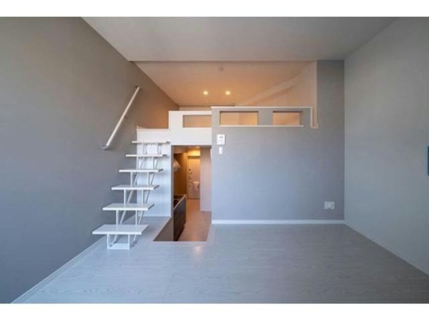  MODERN PALAZZO 堂崎Liebe