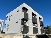 MODERN PALAZZO 貝津FAVEUR