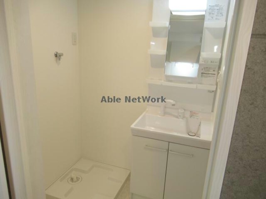  MODERN PALAZZO 貝津FAVEUR