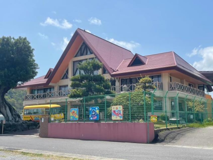 あやめ東幼稚園(幼稚園/保育園)まで3237m 吉丸貸家