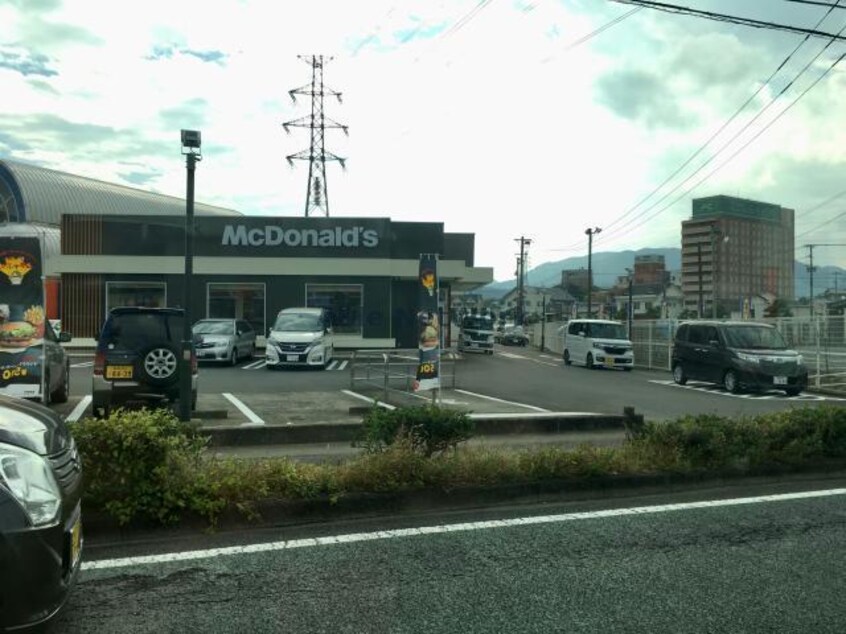 マクドナルド諫早インター店(その他飲食（ファミレスなど）)まで998m MODERN PALAZZO 諫早Aube
