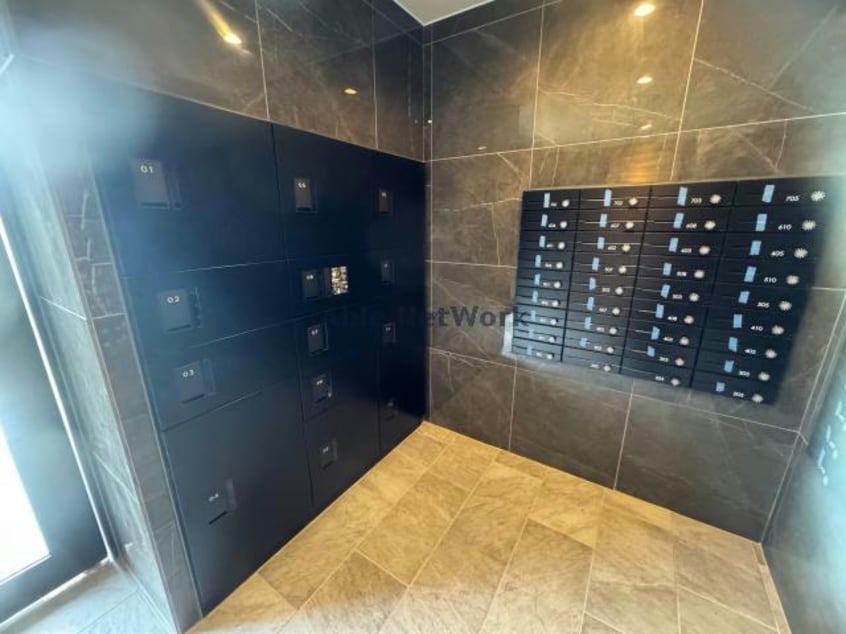  MODERN PALAZZO 諫早駅前