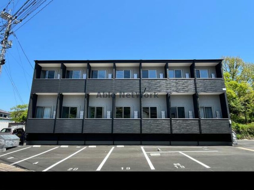  クレインズゲート飯盛