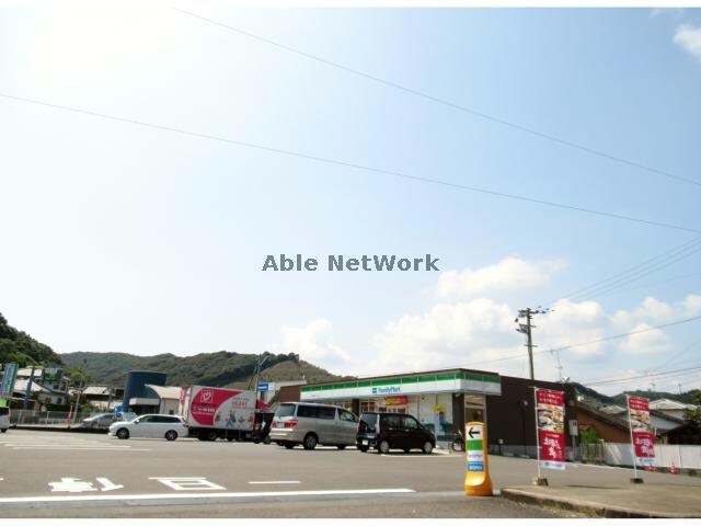ファミリーマート諫早栗面バイパス店(コンビニ)まで295m リバティメゾン栗面
