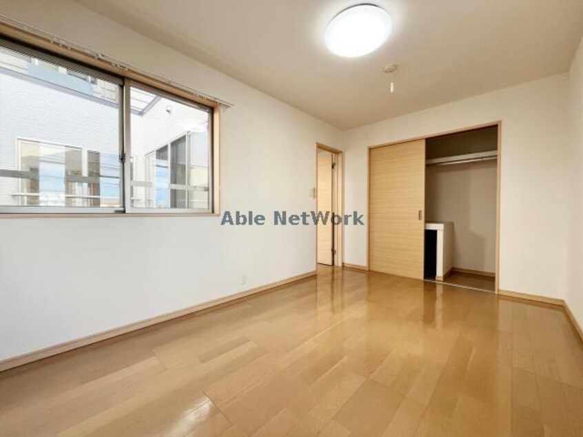  ＹＯＳＨＩＺＡＫＡ　Ｂ