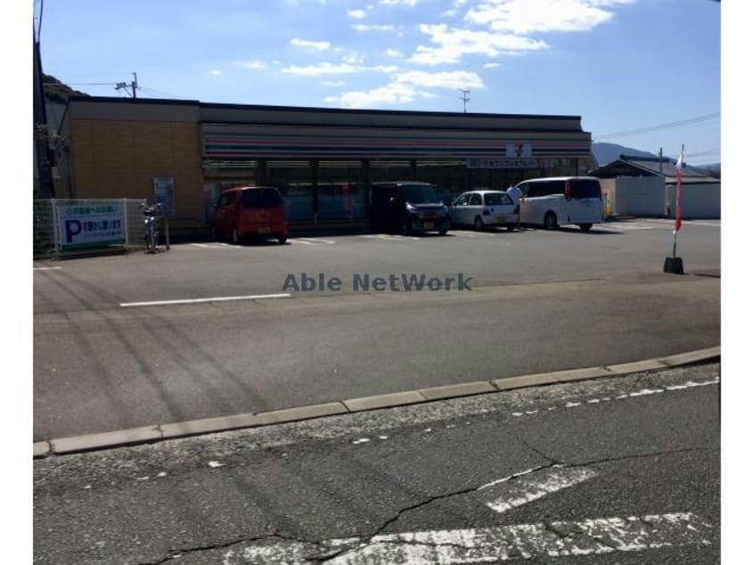 セブンイレブン諫早小船越町店(コンビニ)まで291m 永昌町戸建