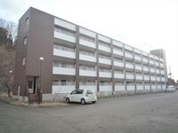 ヴィラナリー月岡１号棟