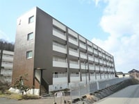 ヴィラナリー月岡２号棟