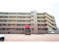 RESIDENCE　Hill　West　裏館