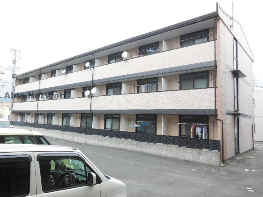  Pine Well駅前　A棟・B棟