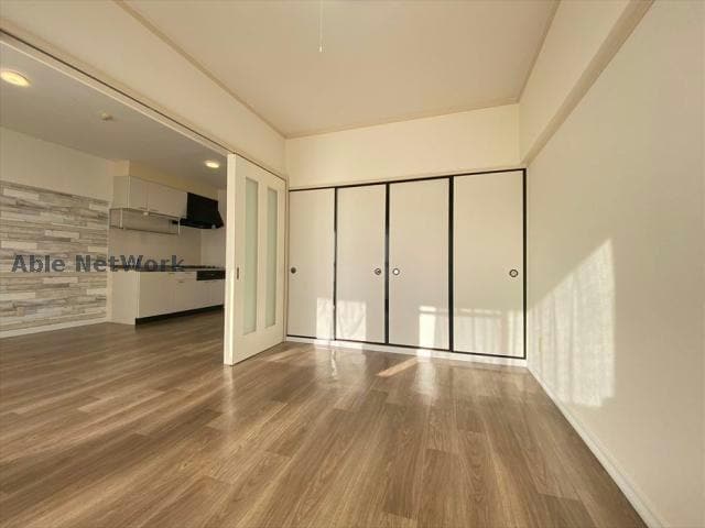  クレストパレス学園前