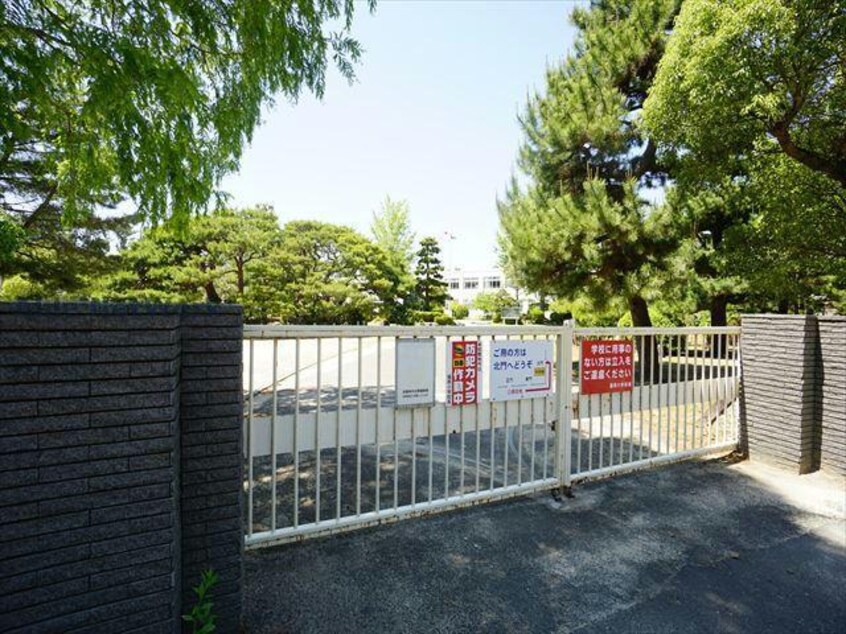 豊橋市立福岡小学校(小学校)まで501m クレストパレス学園前