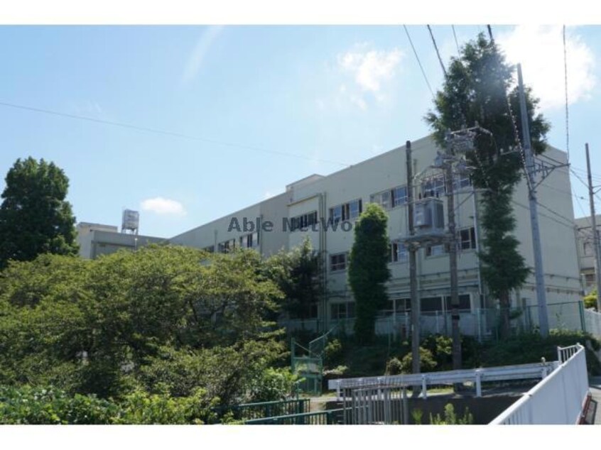 豊橋市立牛川小学校(小学校)まで591m グリーンヴィレッジ牛川