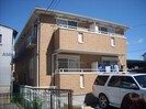 ユトリロ忠興の外観